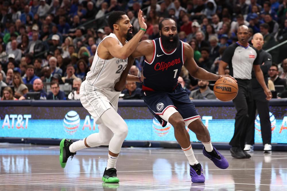 并将注意力 并将注意力