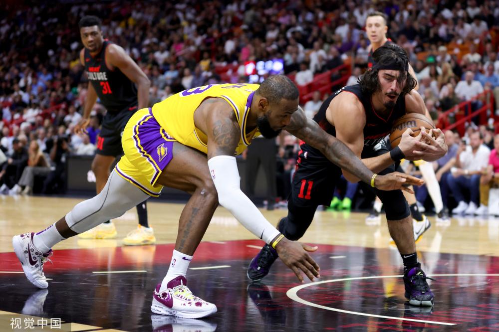 双方表现 双方表现